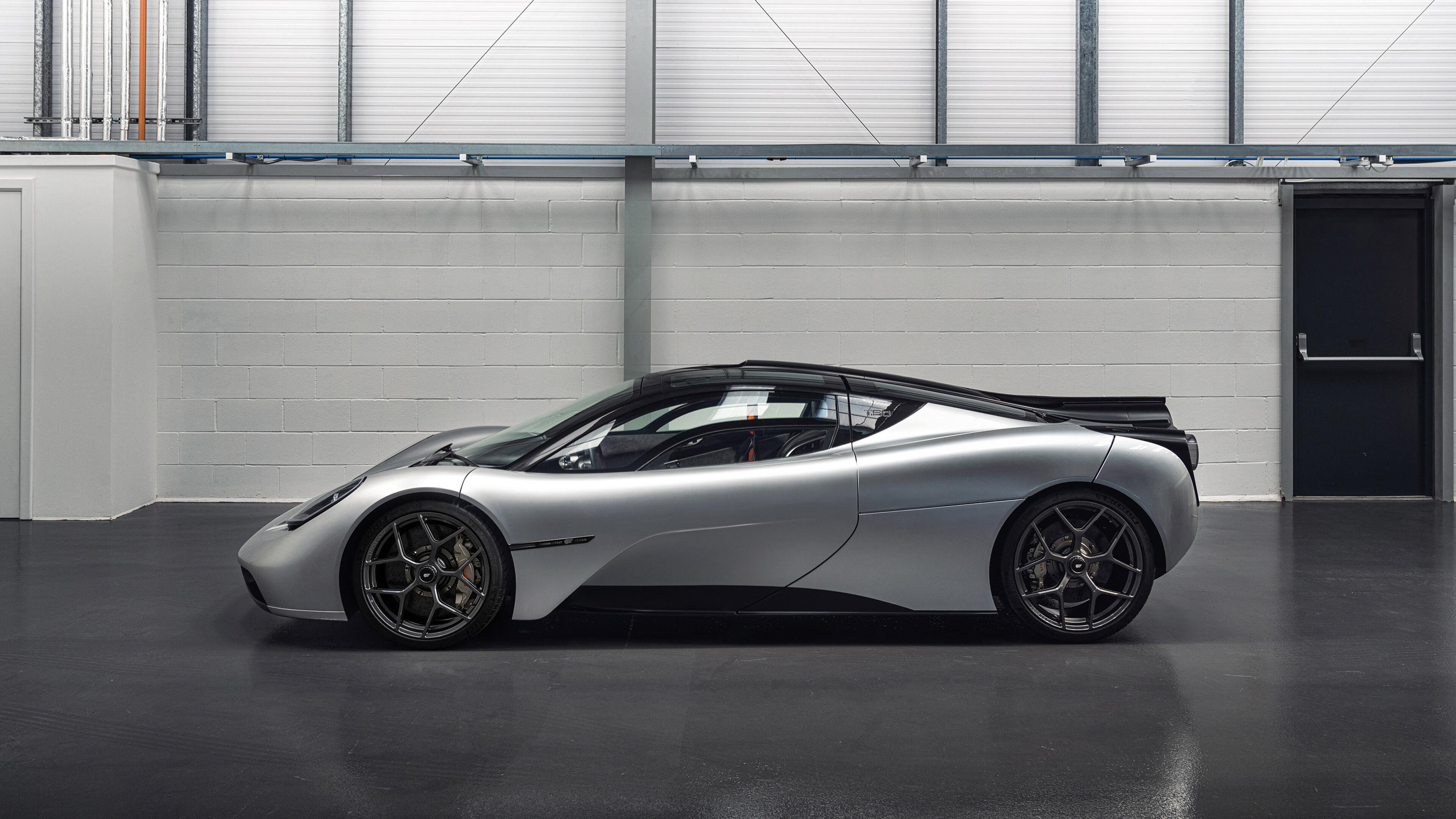 球队状态分析：近期战绩与战术调整，球队战况